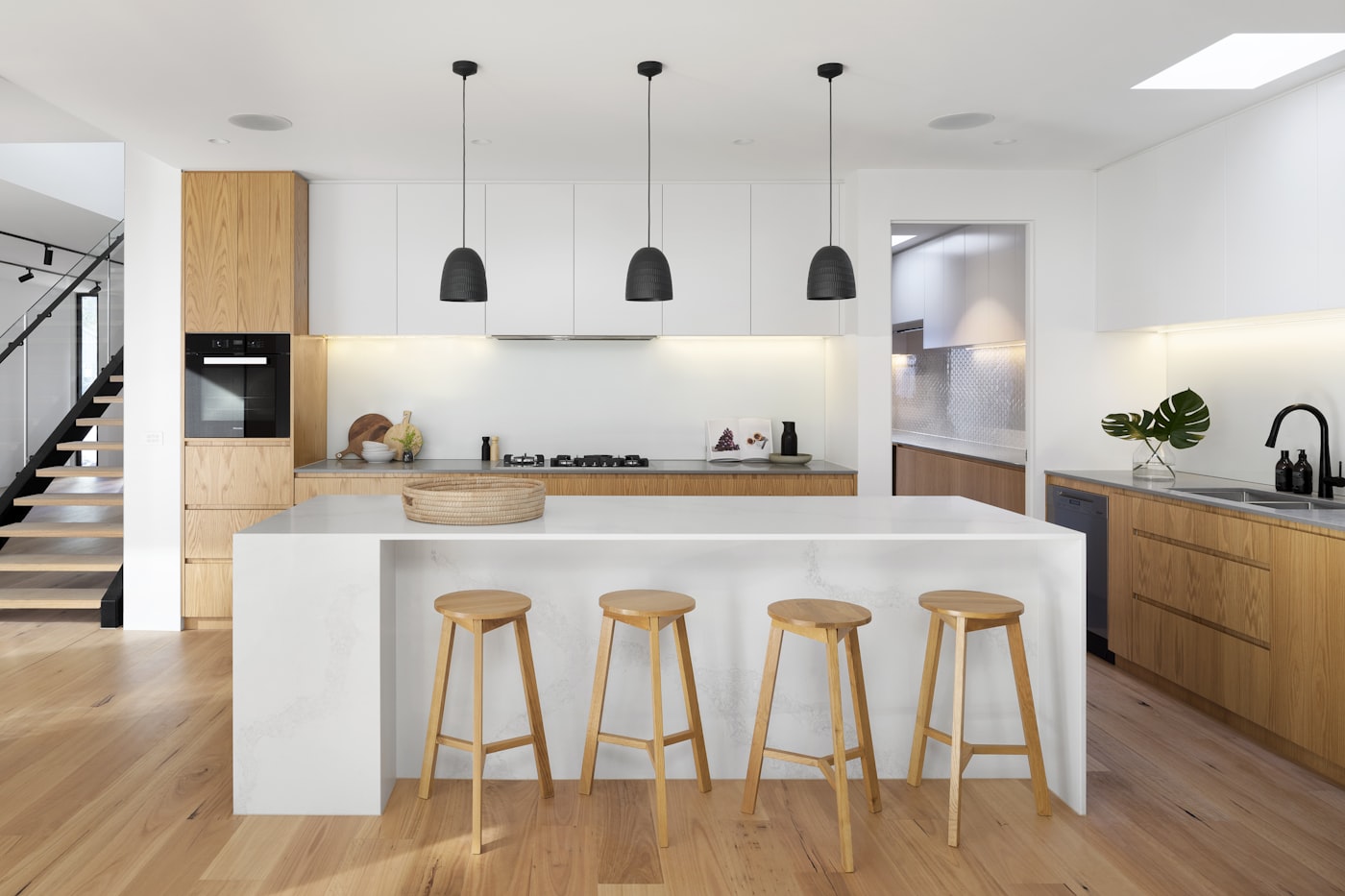 Luxury flooring and lamination installation in London by Teamsoh Construction