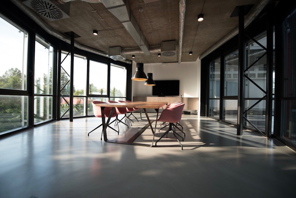 Corporate office refurbishment and maintenance in Westminster, London